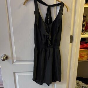 American Sleeveless Ruffle Dress